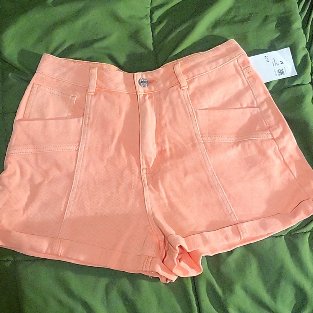 Forever 21 Light Coral Pink Jean Denim Shorts Brand New with Tags Size Medium